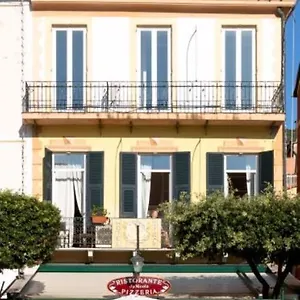 *** Hotel Nazionale Itália
